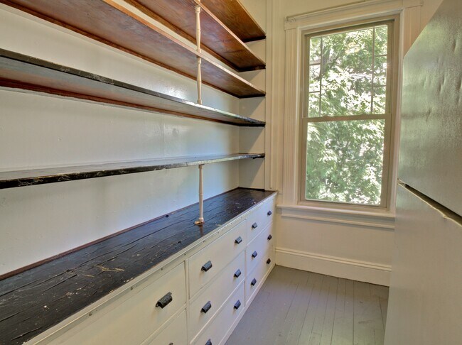 Foto del edificio - 324 Valley St