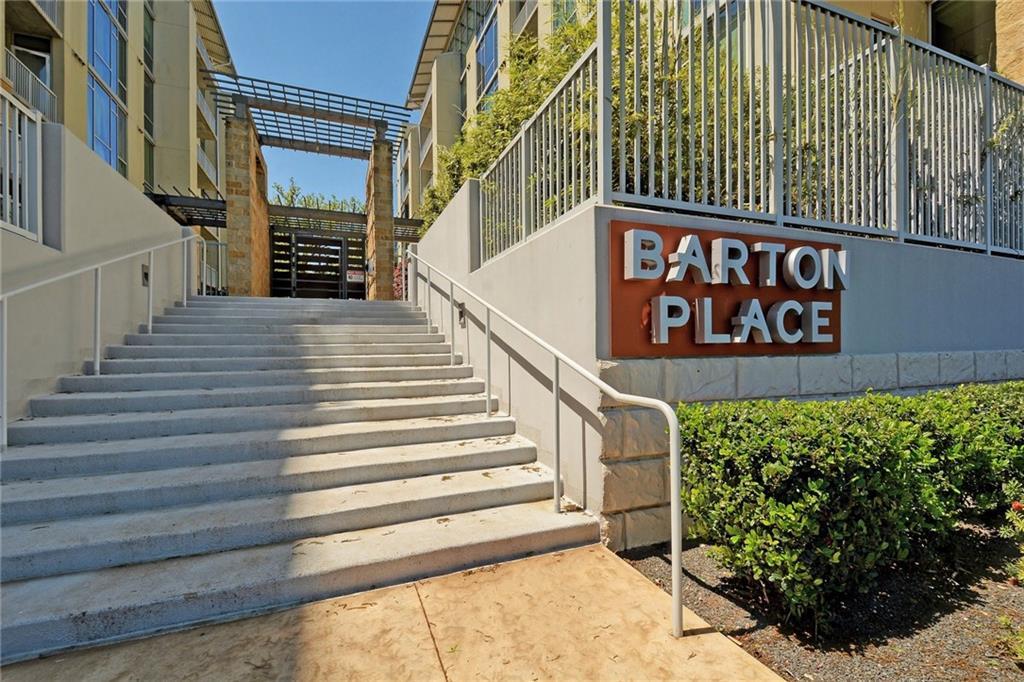 Building Photo - 1600 Barton Springs Rd