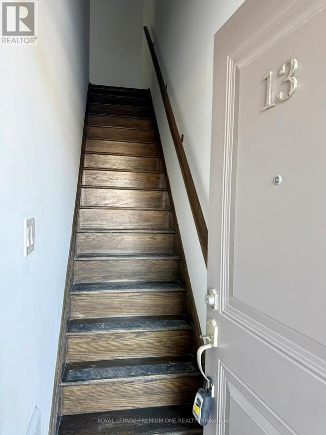 Photo du bâtiment - 95 Kayla Crescent