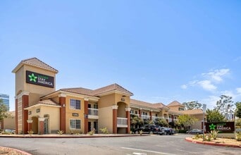 Building Photo - Furnished Studio-Los Angeles - LAX Airport - El Segundo