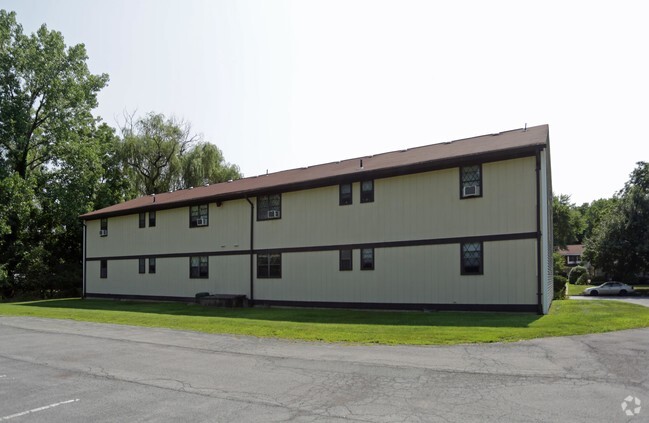 rear of building - Park Lane Apartments