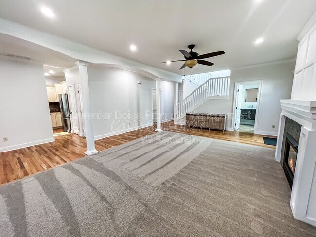 Foto del edificio - 2191 N Trail Creek Ln