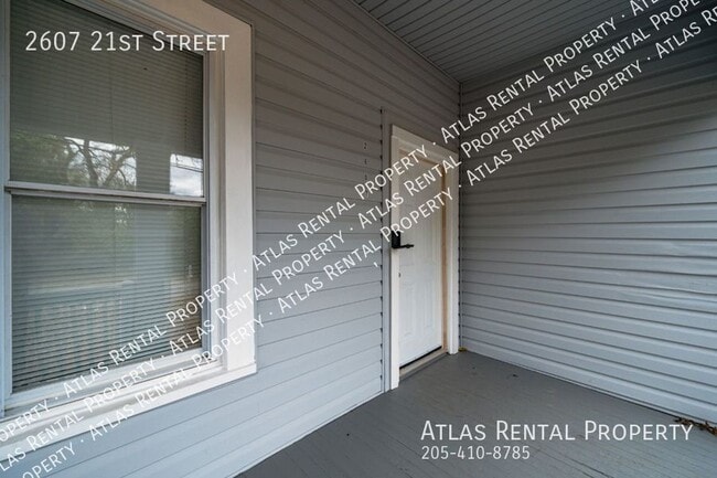 Foto del edificio - 2607 21st St