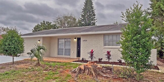 Building Photo - 6904 Tierra Verde St