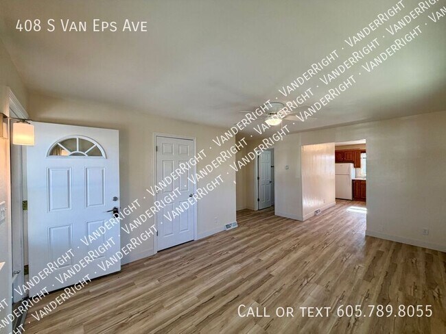 Foto del edificio - 408 S Van Eps Ave