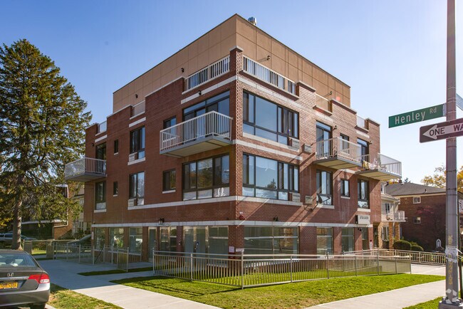 Building Photo - 17004 Henley Rd