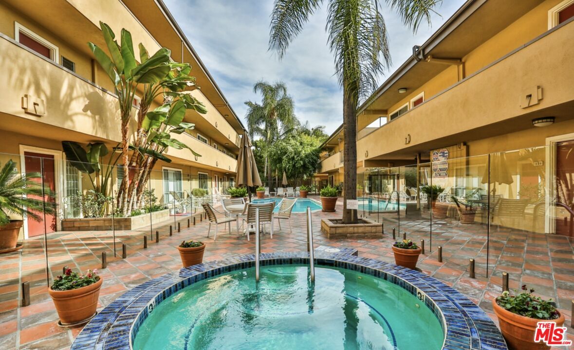 Foto principal - 970 Palm Ave