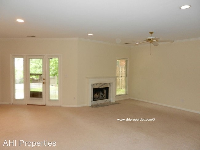 Building Photo - 3 br, 2 bath House - 1143 Berwick Road