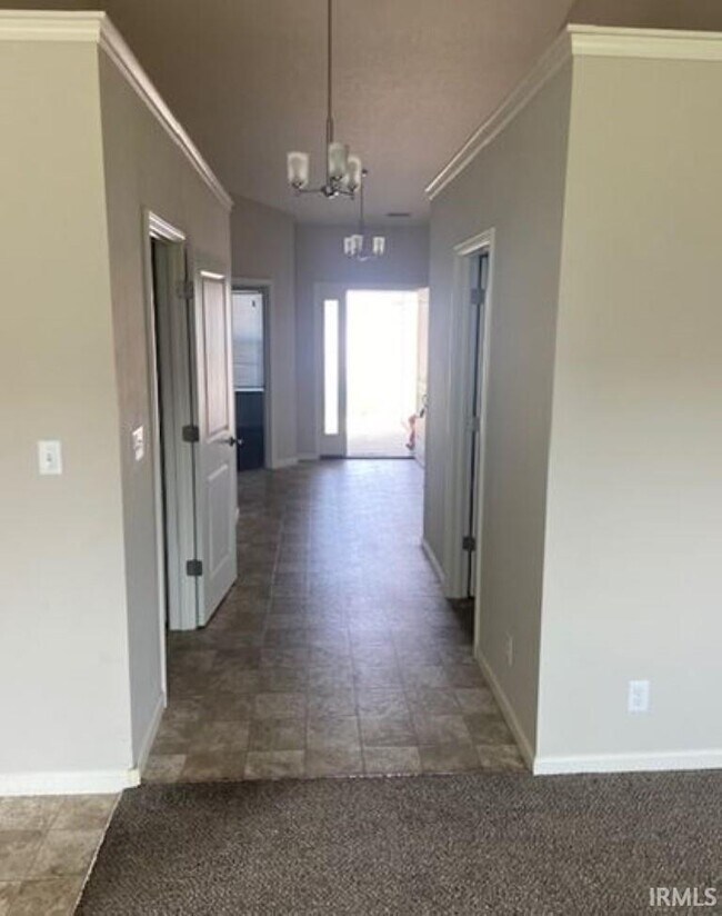 Building Photo - 3349 Maitland Dr