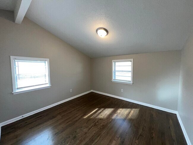 Foto del edificio - 4261 Trudy St