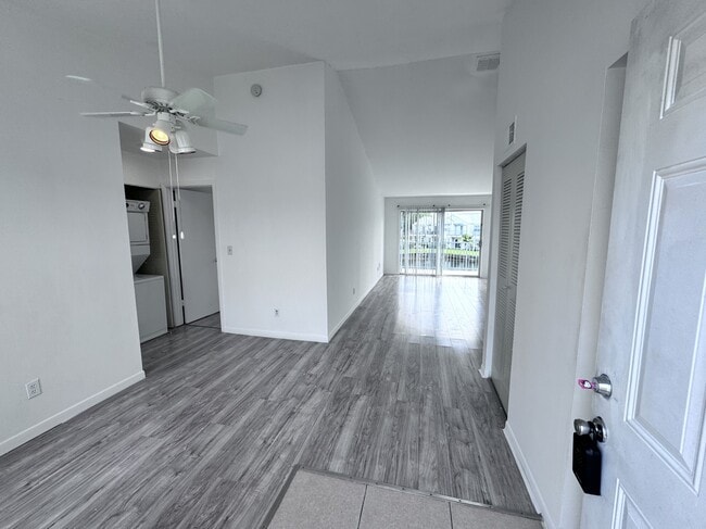 Photo - 2512 Woodgate Blvd Townhome