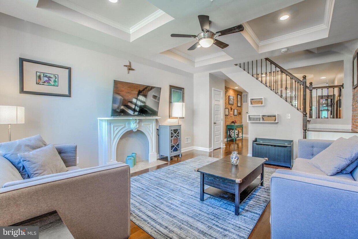 Foto principal - 2925 E Baltimore St