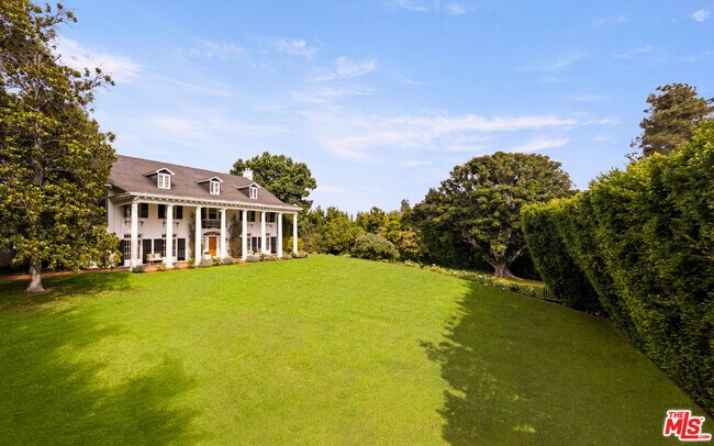 Foto del edificio - 1006 N Crescent Dr
