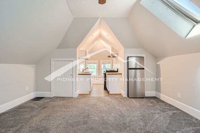 Foto del edificio - Charming Apartment near Cheesman Park With...