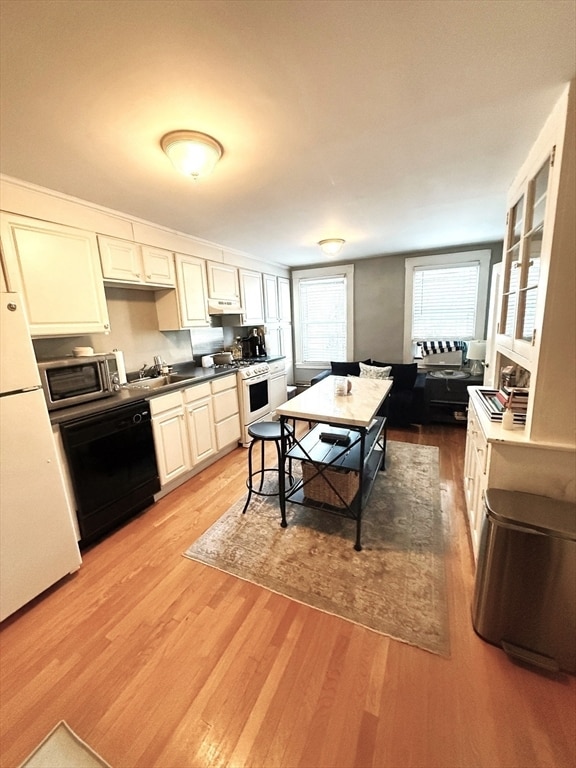 Foto del edificio - 531 E 8th St