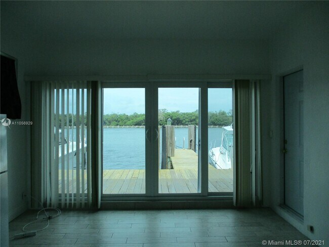 Foto del edificio - 2118 N Ocean Dr