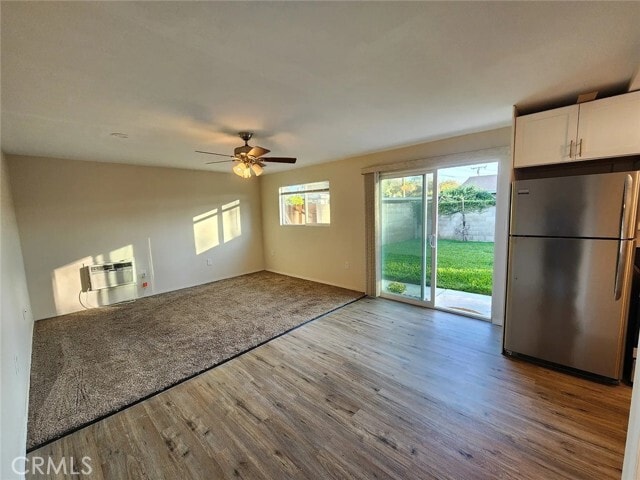 Building Photo - 412 Delphine Pl