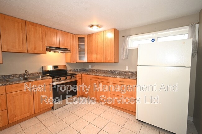 Building Photo - 2033 Norwood St