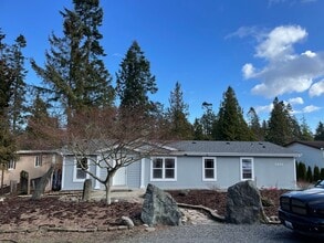 Building Photo - 8242 Salish Ln