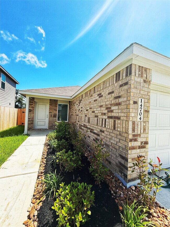 Building Photo - 14704 S Ascot Bnd Cir