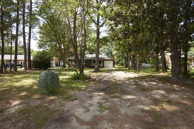 Building Photo - 5129 London Church Rd