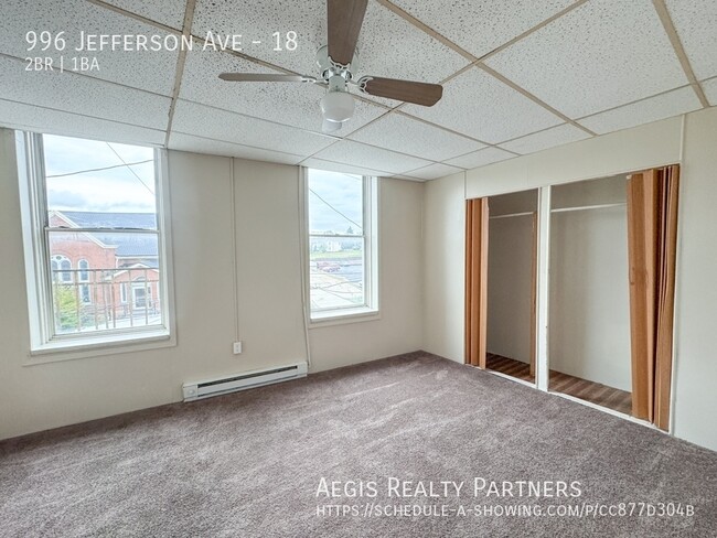 Building Photo - WASHINGTON, PA AMAZING VALUE (2Bed 1 BATH)