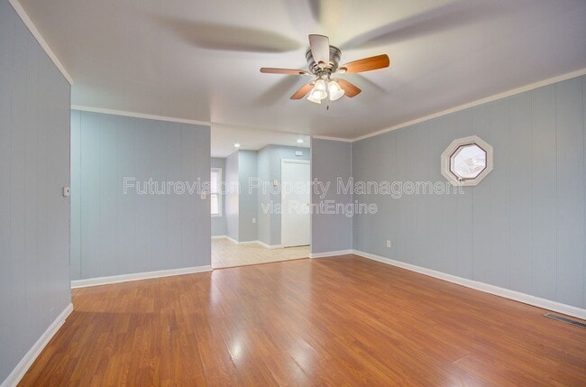 Foto del edificio - 1600 W Allen St