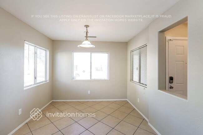 Building Photo - 5435 W Grenadine Rd