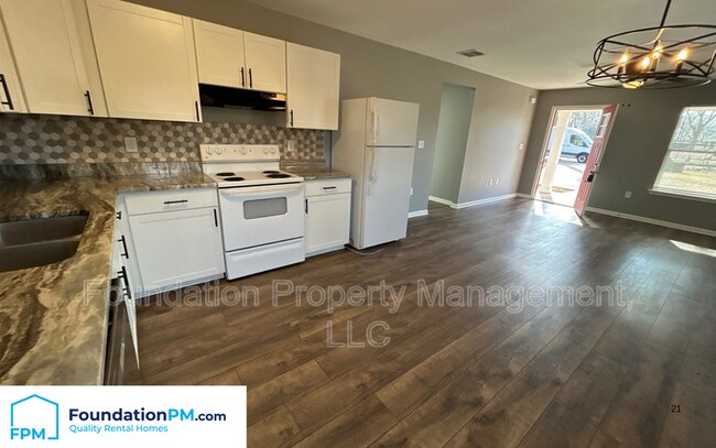 Foto del edificio - 3660 Grey Rd