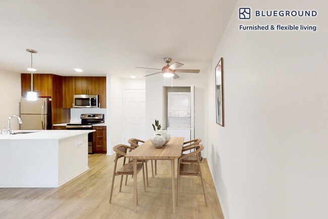 Foto del edificio - 333 1st St