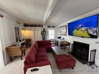 Foto del edificio - 624 Vineyard Point Rd