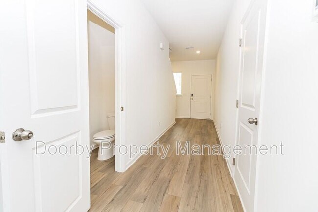 Foto del edificio - 115 Saddlebred Wy