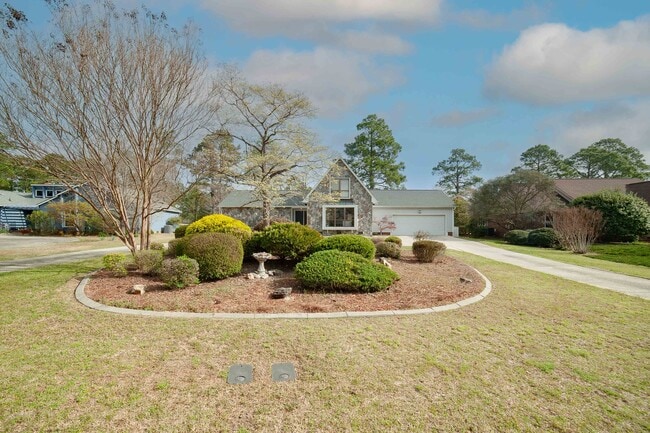 Building Photo - 6812 Uppingham Rd