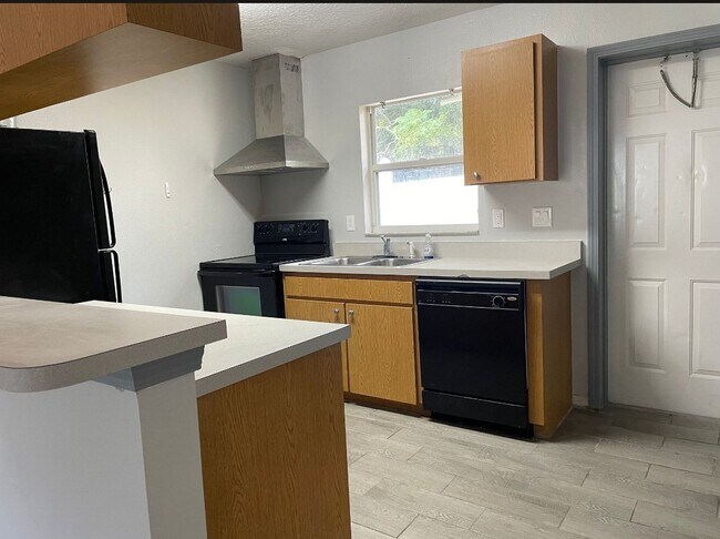 Foto del edificio - 5226 Orange Ave