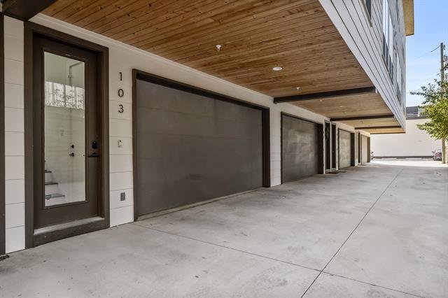 Foto del edificio - 2317 Moser Ave