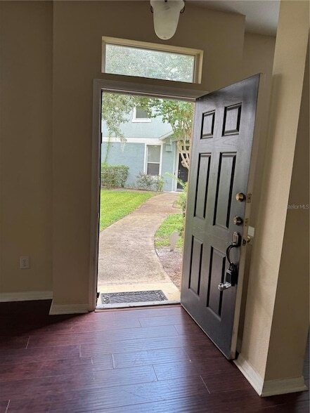Foto del edificio - 2020 San Jacinto Cir