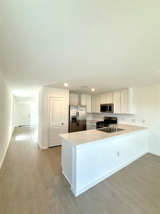 Building Photo - 26726 Feather Reed Dr