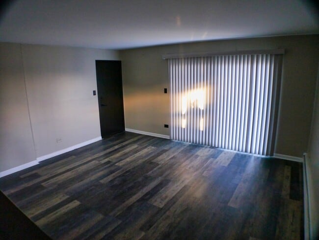 Building Photo - 9739 S 89th Ave