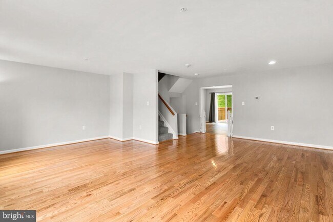 Building Photo - 4613 Kings Mill Way