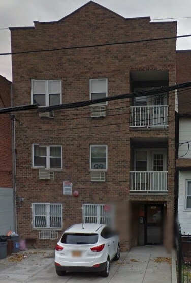 Primary Photo - 1453 Rowland St