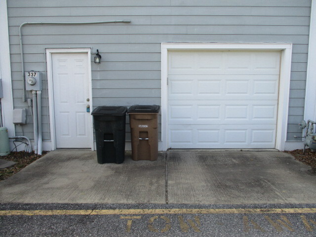 Building Photo - 337 Martin Luther King Jr Dr