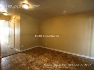 Building Photo - 1565 John Adams