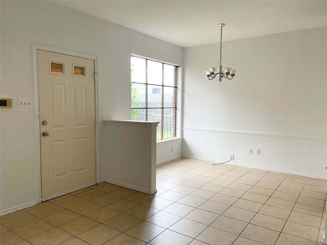 Foto del edificio - 1103 Dulles Ave