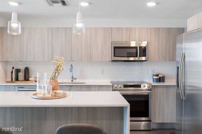 Foto del edificio - 1 br, 1 bath Condo - 600 NW N River Dr