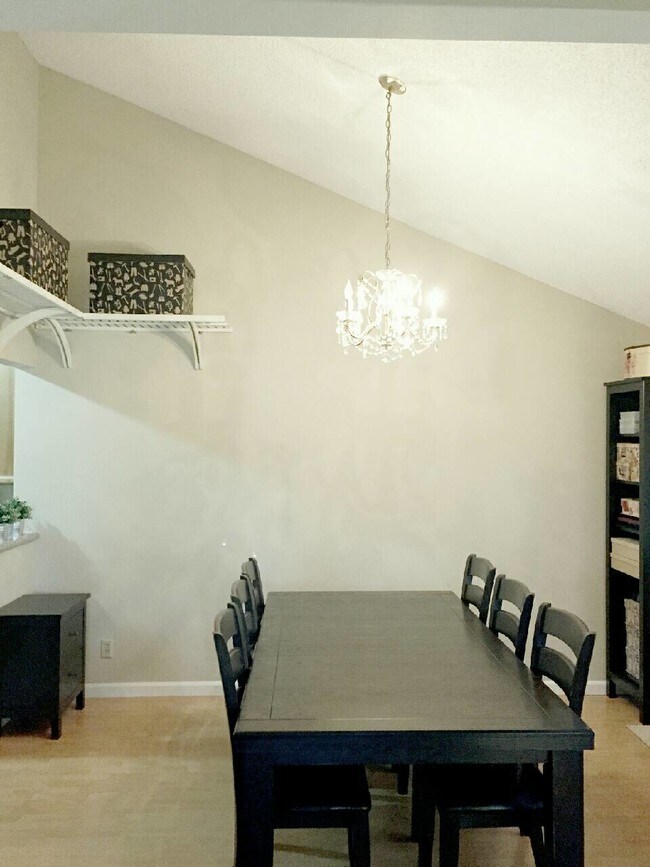 Dining room - 4691 Albany Cir