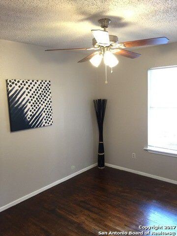 Foto del edificio - 235 Kelsey Ave