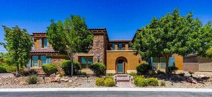 Building Photo - 4947 Enchanted View St