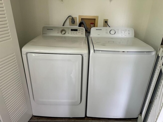 Foto del edificio - 12430 Vista Isles Dr