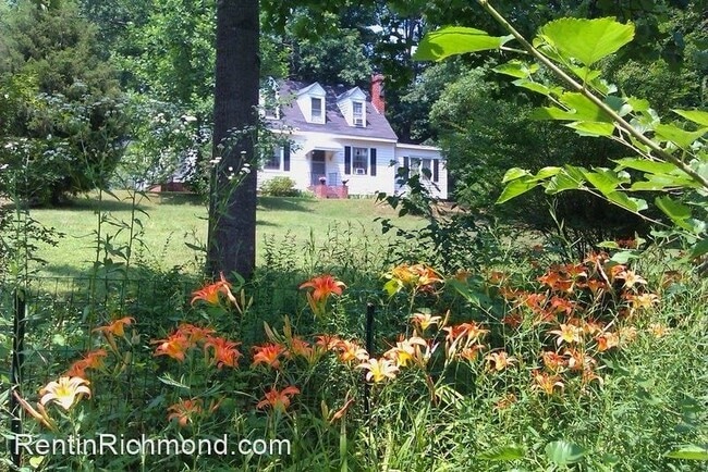 Building Photo - 4 br, 3 bath House - 5138 W. Belmont Road