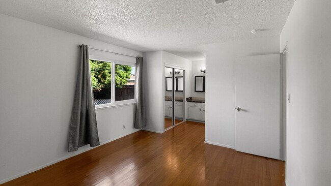 Foto del edificio - 3bed/2bath home available now!